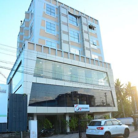 Hotel Clifften Thiruvananthapuram Zewnętrze zdjęcie